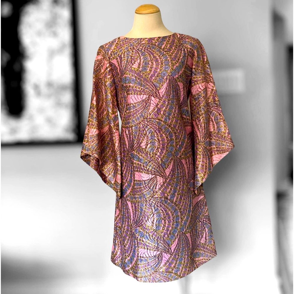 Vintage Bell sleeve dress